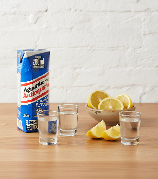 AGUARDIENTE ANTIOQUEÑO AZUL 260 ML