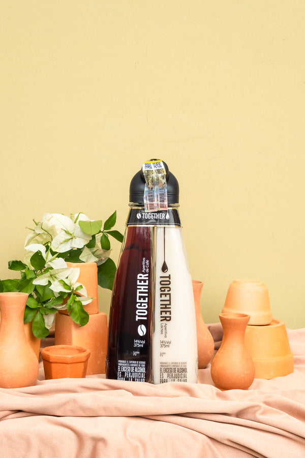 LICOR TOGETHER AP. CAFE Y LACTEO 750 ML