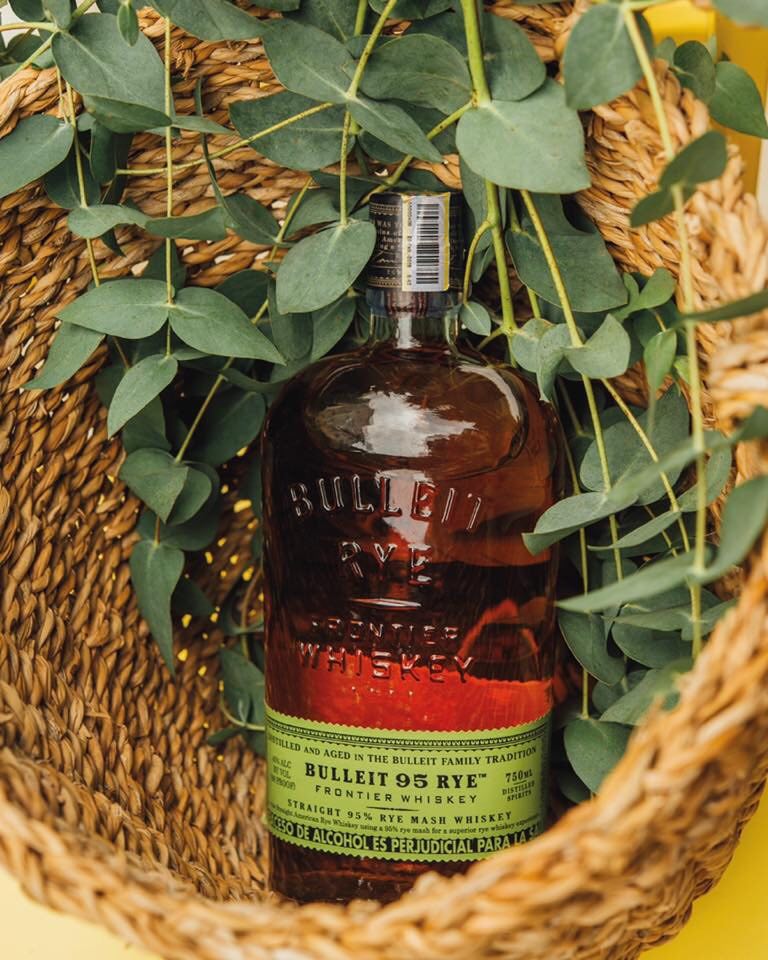Whiskey Bulleit 95 Rye - 750ml - La Careta Licores de La 70 - Domicilios en Medellín