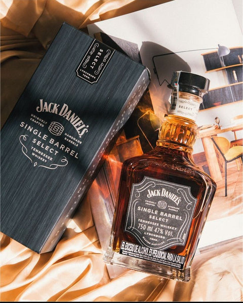 Whiskey Jack Daniels Apple - 700ml – La Careta Licores de La 70 -  Domicilios en Medellín