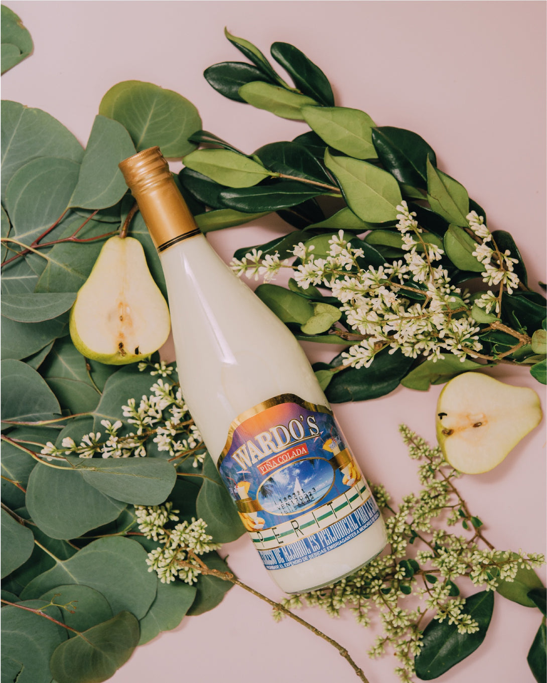 Aperitivo Piña Colada  Wardos - 750ml - La Careta Licores de La 70 - Domicilios en Medellín